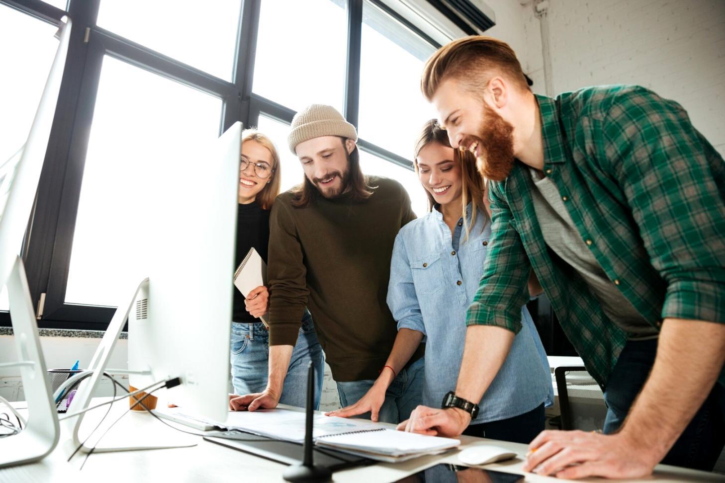 Analyse de documents financiers avec graphiques et calculatrice