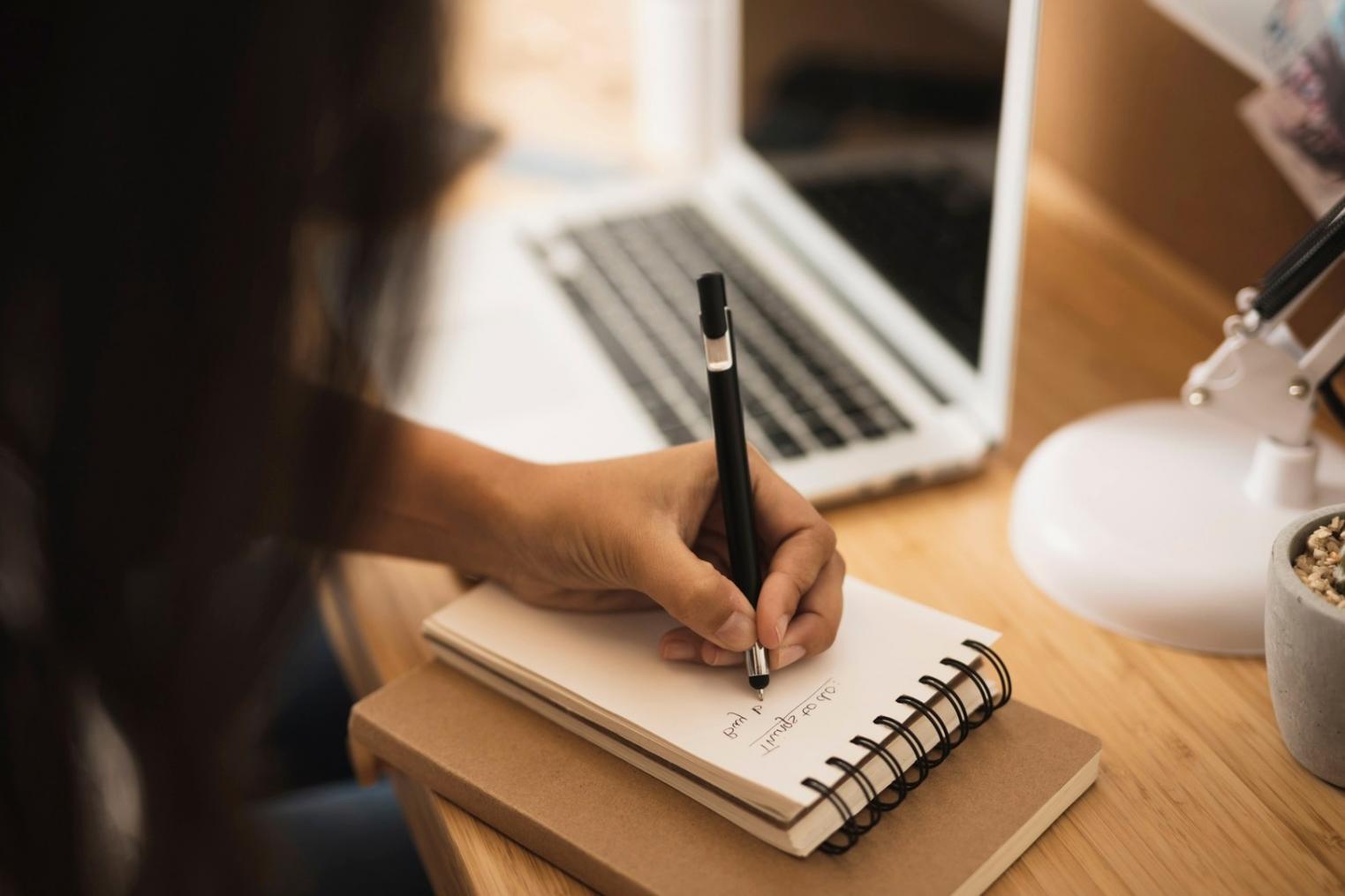 Environnement d'apprentissage professionnel pour l'analyse financière
